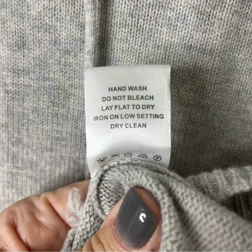 one grey day Distressed Cropped Hoodie Sweater Gray Size Small Style 35OGD839 - Picture 5 of 5